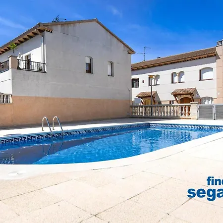 Hotel Casa Roda De Bera, 3 Dormitorios, 7 Personas - Es-320-7